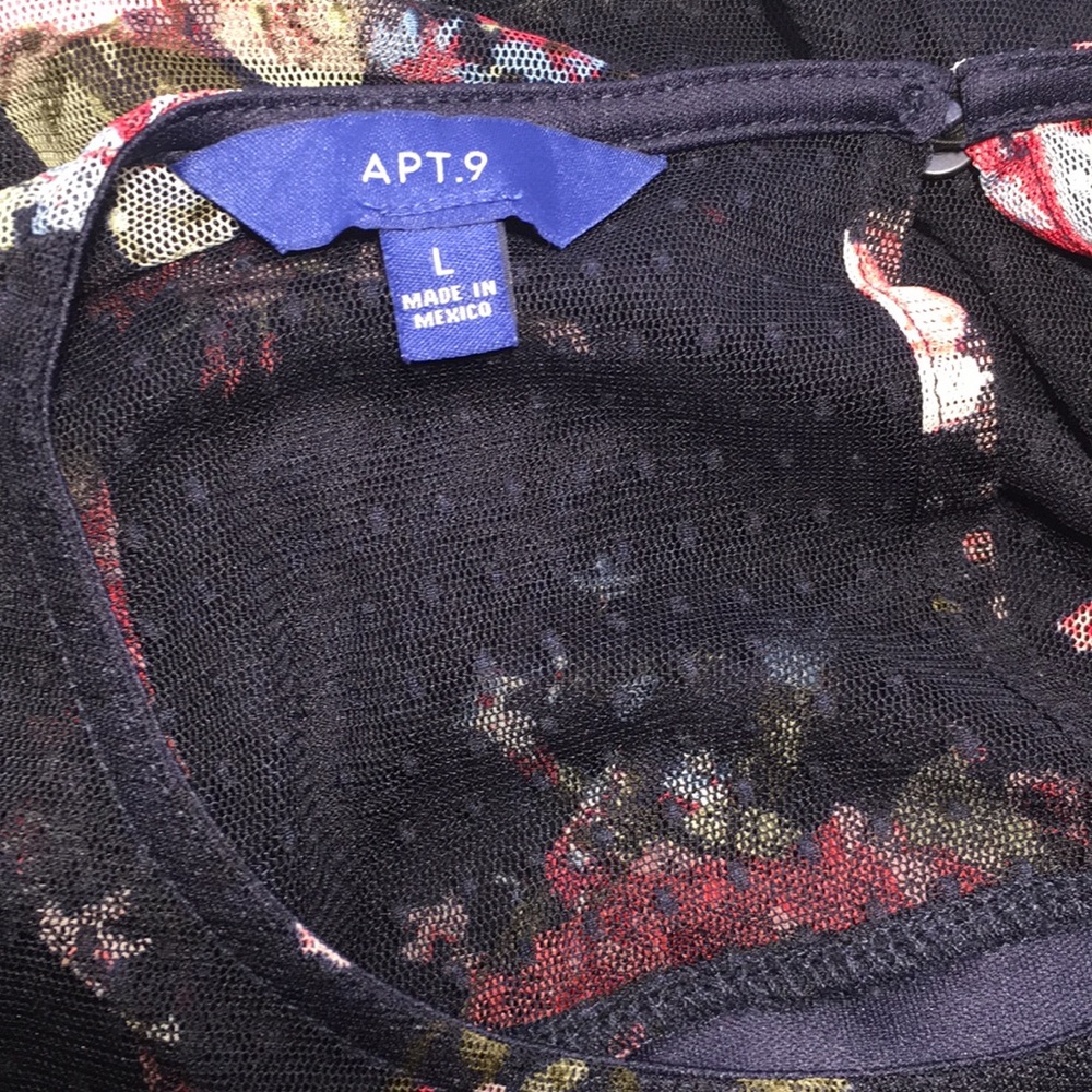 🌹 Apt 9 Women’s Navy Floral Blue Blouse - Picture 6 of 6
